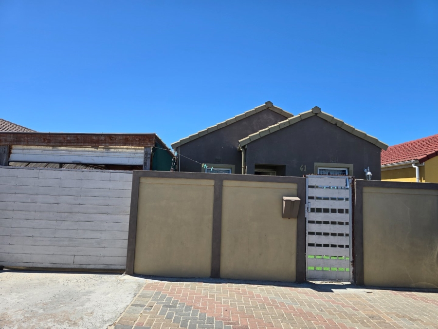 2 Bedroom Property for Sale in Bay View Western Cape